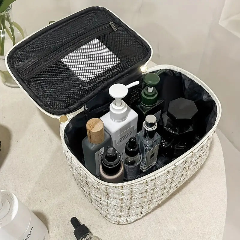 Plaid Chic Spacious Makeup Organizer