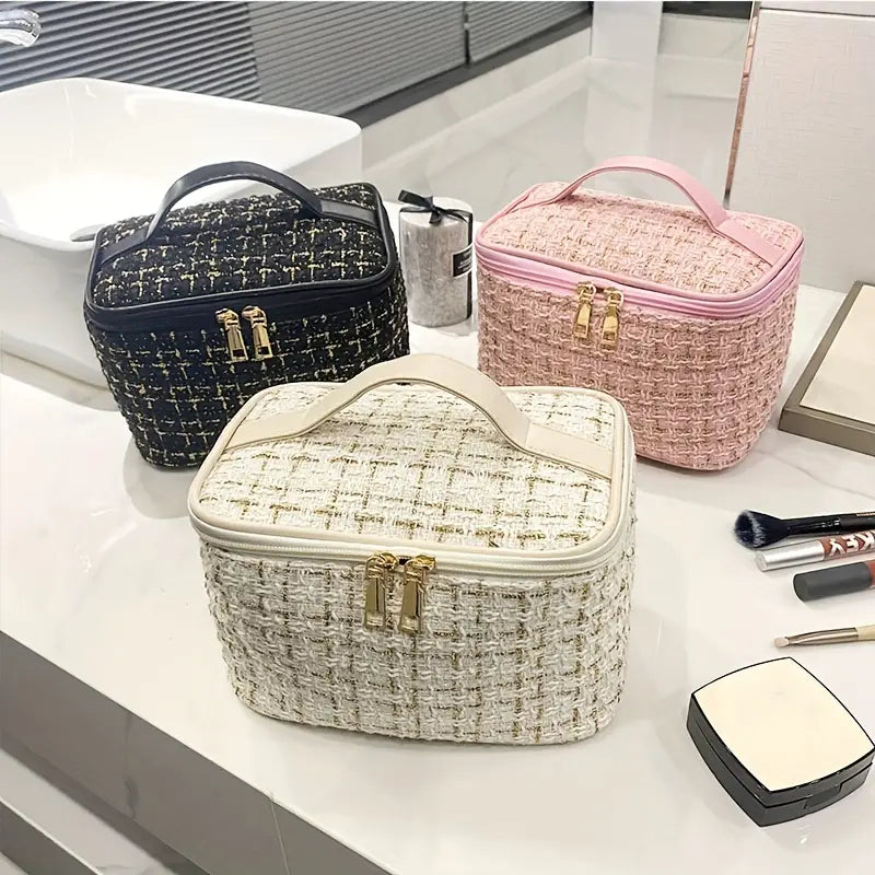 Plaid Chic Spacious Makeup Organizer