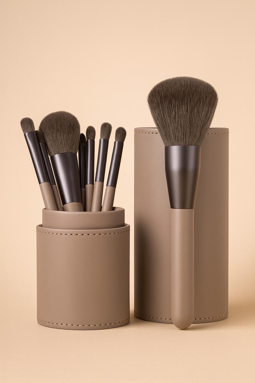 Mini Grape Makeup Brush Set with 7 Brushes