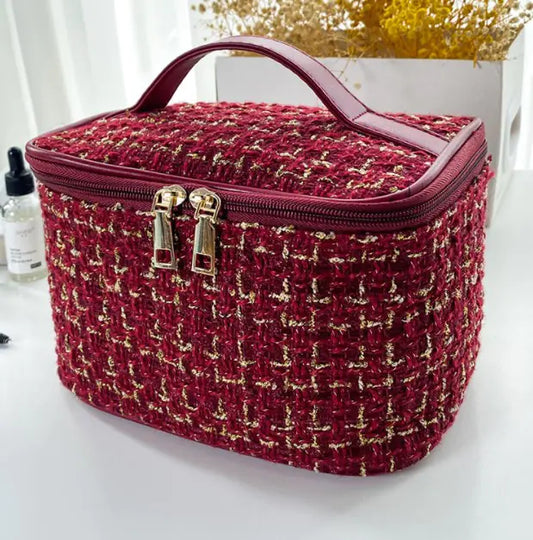 Plaid Chic Spacious Makeup Organizer